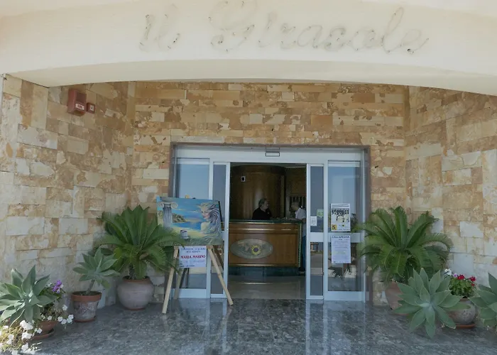 Il Girasole מלון 3*