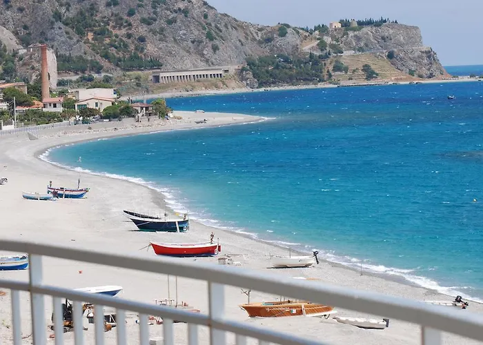 Il Girasole מלון