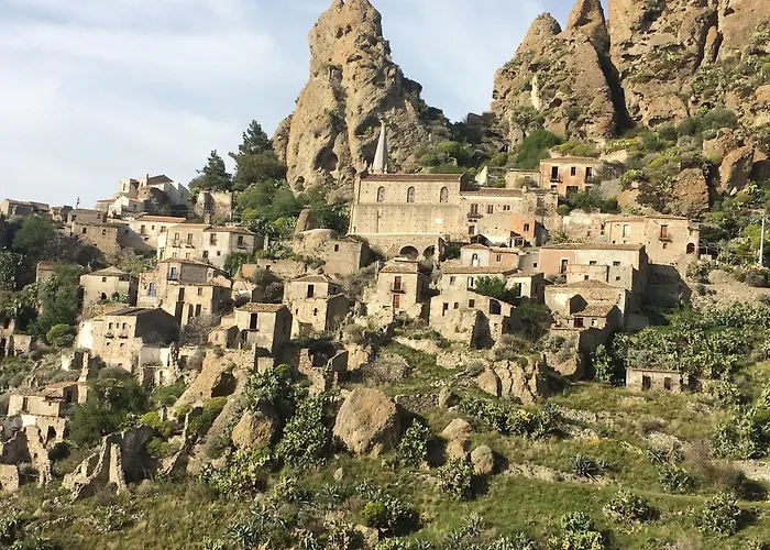 מלון Il Girasole 3*