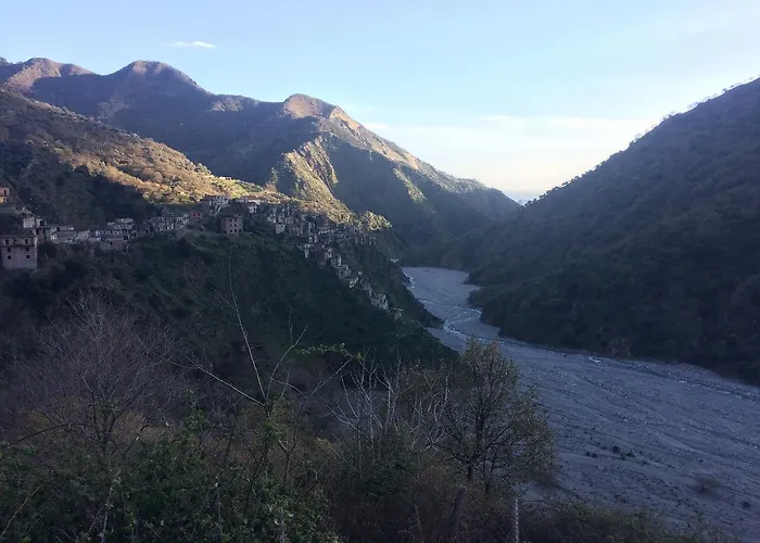 Il Girasole מלון